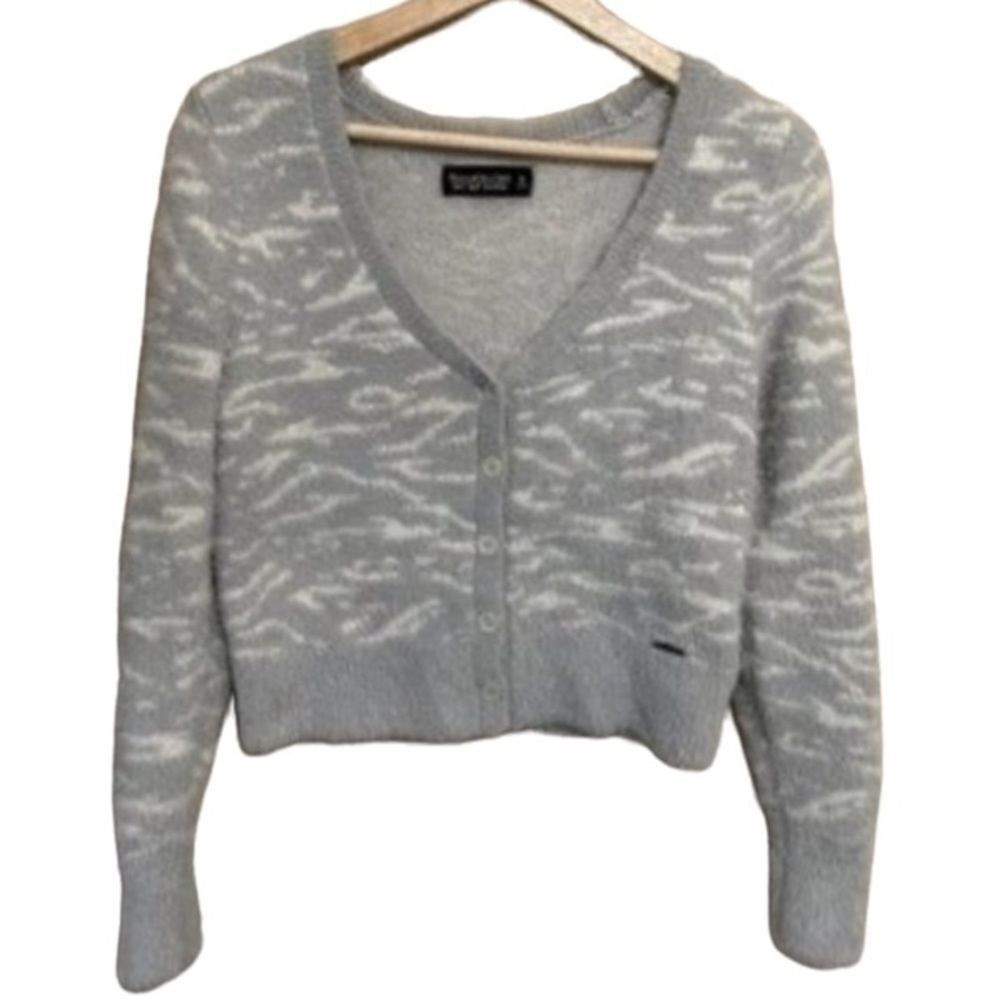 Abercrombie & Fitch Soft AF Cropped Sweater in Light Blue Size S